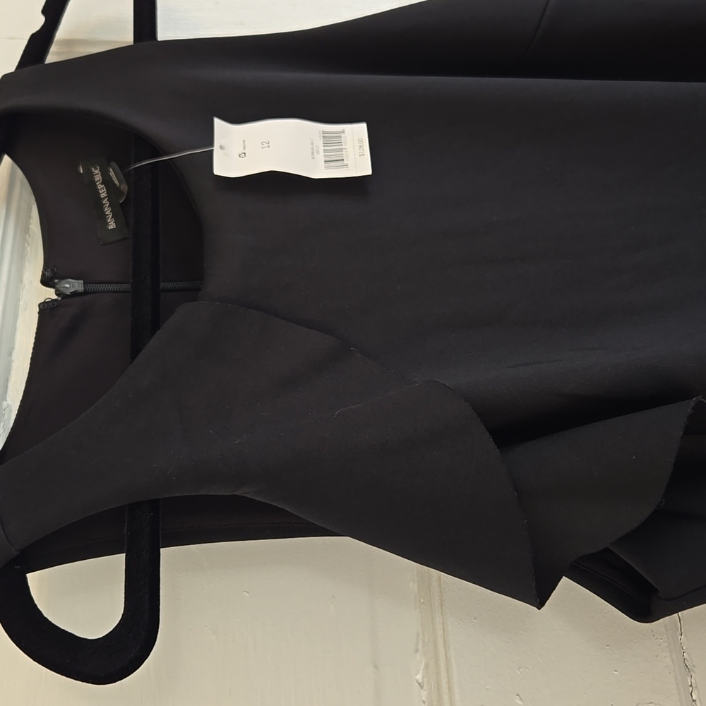 Banana Republic Black Asymmetrical Flounce Scuba Midi Dress Size 12 NWT - Picture 2 of 13